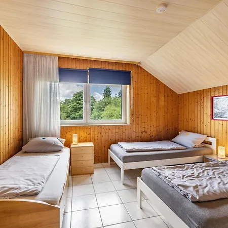 Haus Fabio 公寓 Engstingen